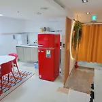 Look Home Guesthouse